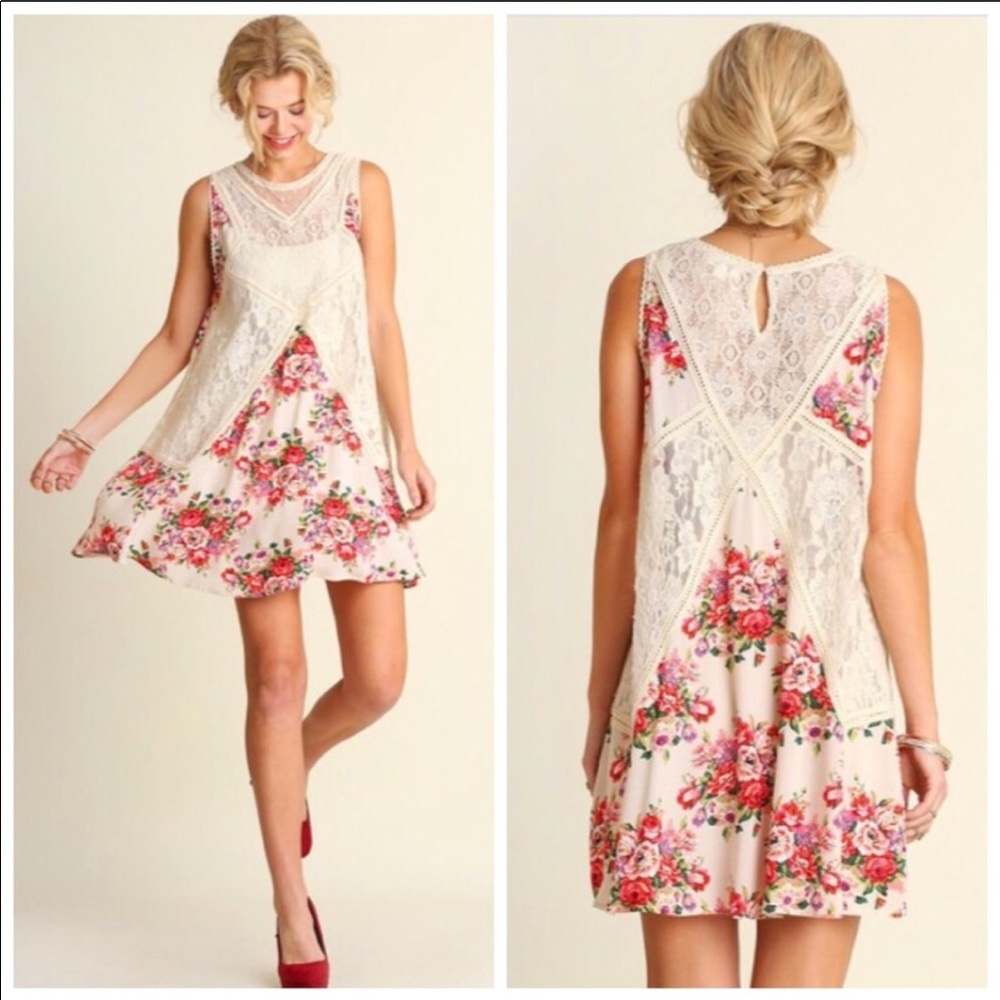 •Floral Lace Dress•
